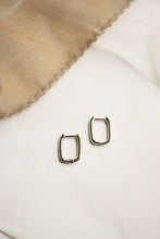 Load image into Gallery viewer, Silver Square Hoop Earrings