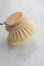 Load image into Gallery viewer, environmentally friendly dish brush made of bamboo